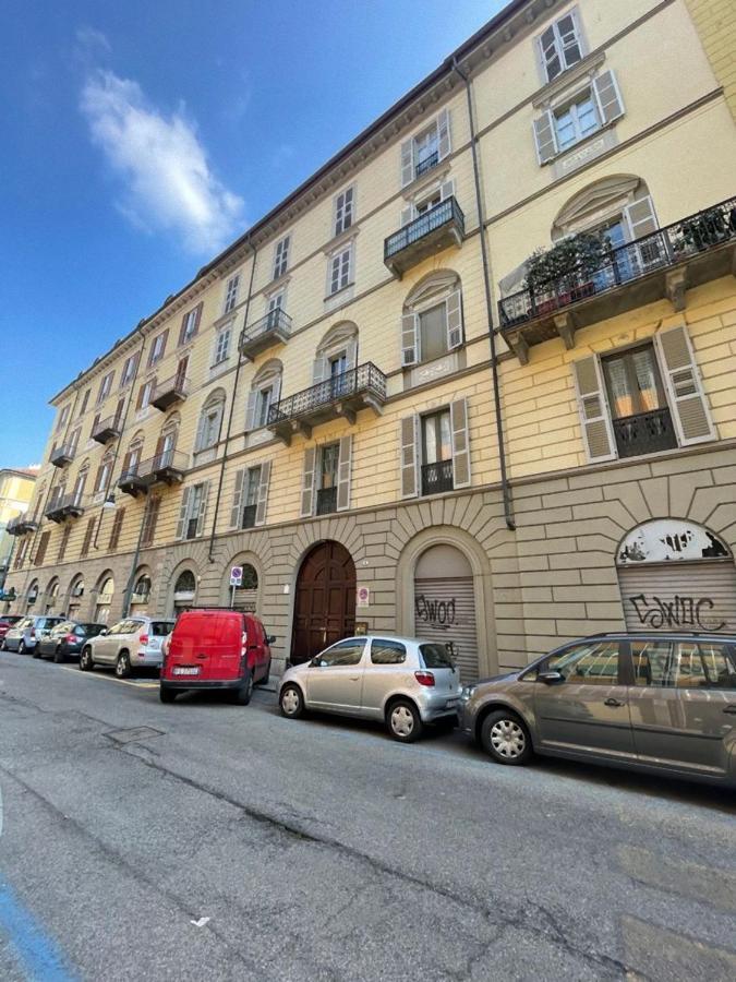 Centralissimo Appartamento Su Due Livelli 1 Turin Exterior foto